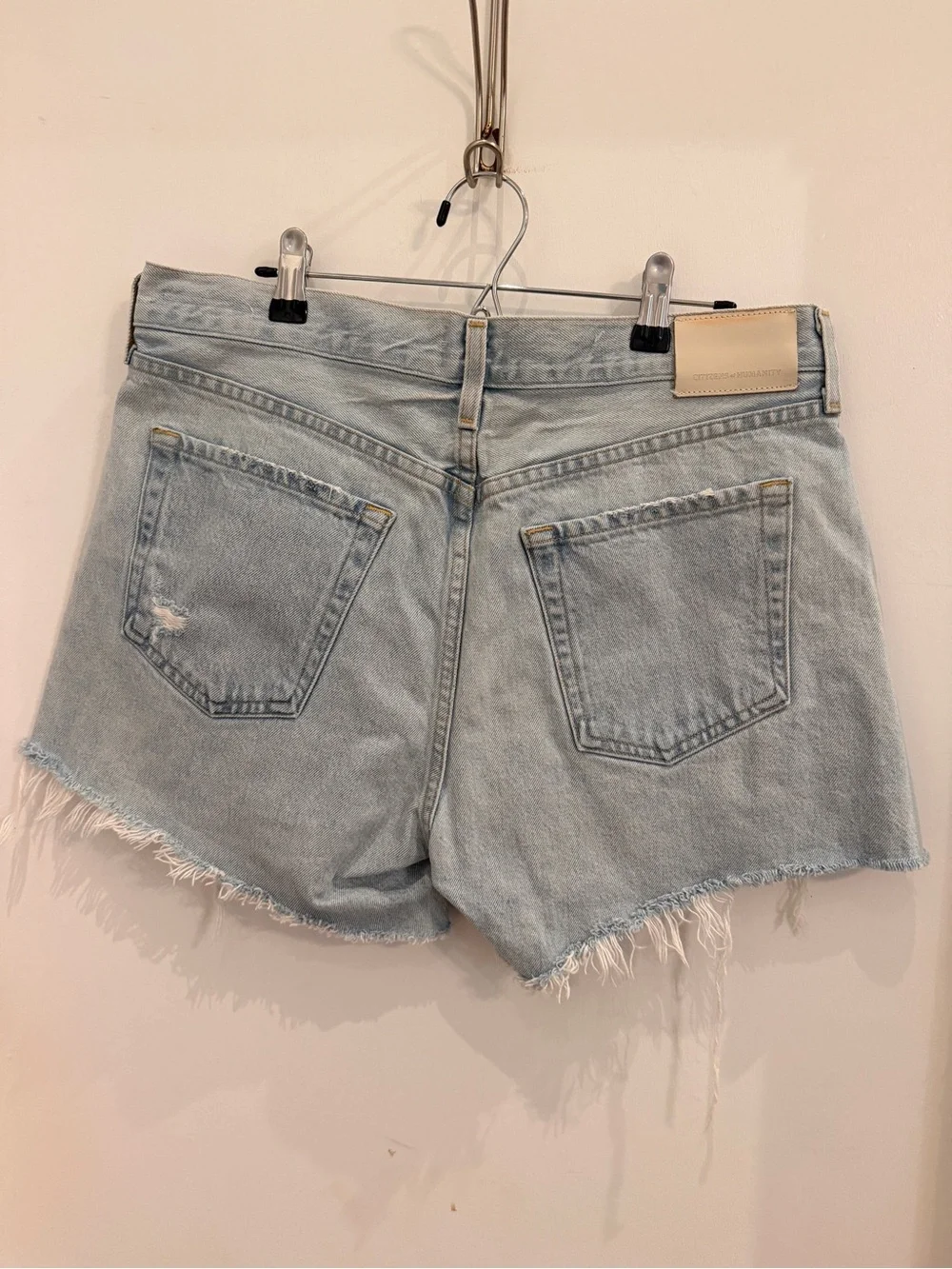 Citizens of Humanity Annabelle Distressed‎ Raw Hem Shorts 100% Organic Cotton